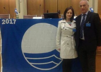 Consegnata al comune di Cirò Marina la 17^ Bandiera Blu 2017